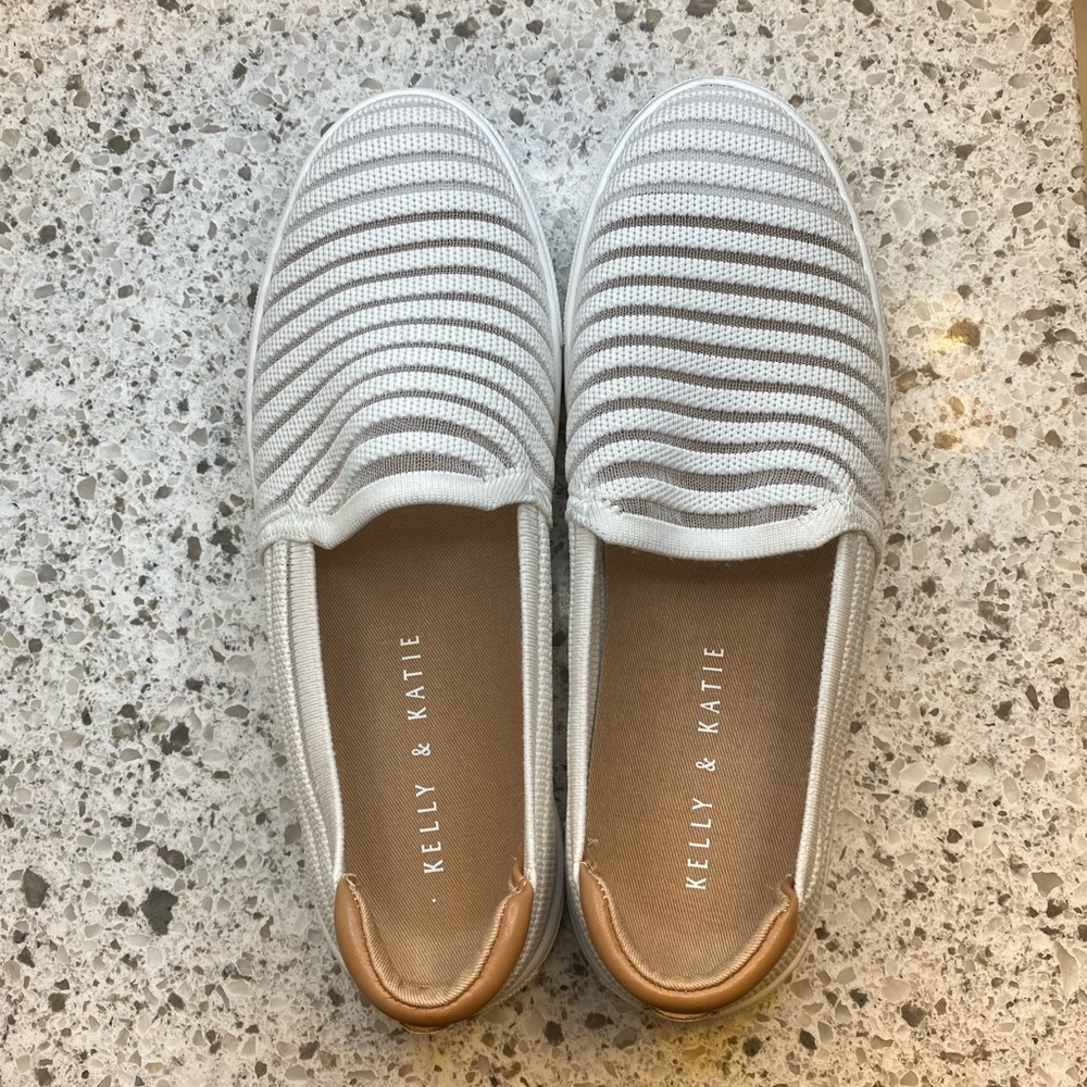 Kelly & Katie Mesh Slip-on White Sneakers (size 7)